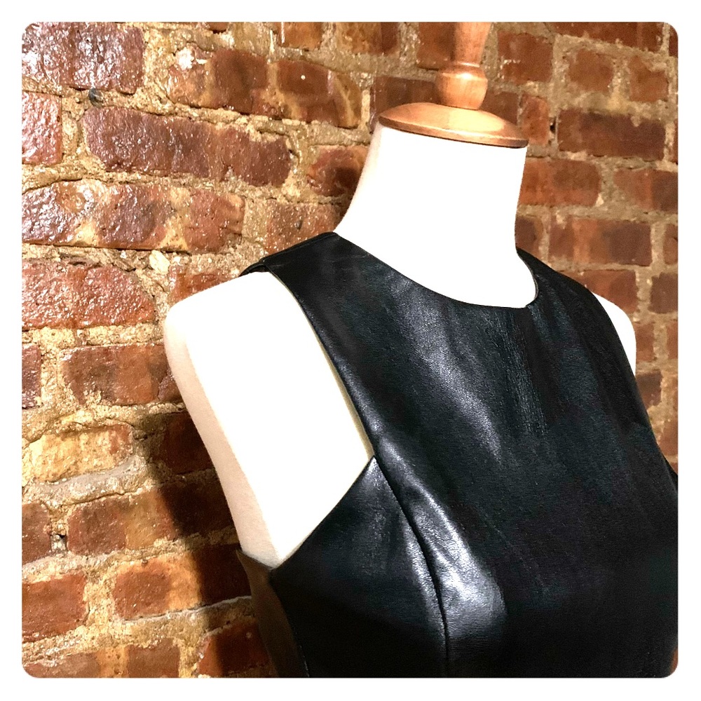 Faux Leather crop size Small